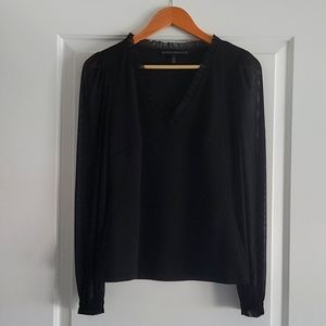 Black long sleeves v neck blouse